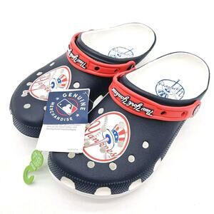 Crocs Classic (Womens 9 Mens 7) New York Yankees MLB Clogs Sandals Slip On Shoes